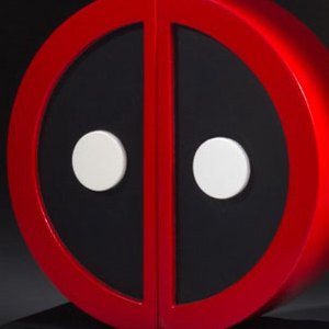 Deadpool Logo Bookends