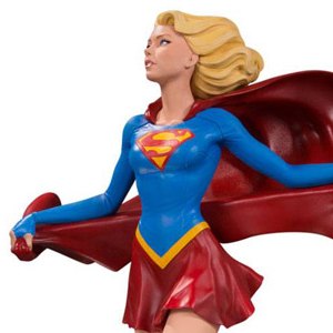Supergirl (Joëlle Jones)