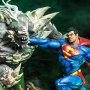 Superman Vs. Doomsday Diorama (Ivan Reis)