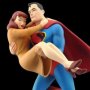 DC Comics: Superman Rescues Lois Lane