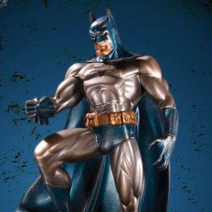 Batman Patina Mini (studio)