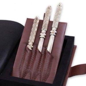 Aguilar's Throwing Knife Set