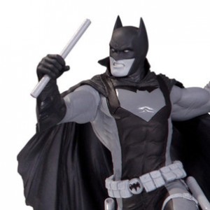 Batman Earth 2 (Nicola Scott) (studio)