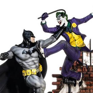 Batman Vs. Joker Battle Diorama (Ivan Reis)