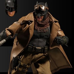 Batman Knightmare (Mezco Toyz)