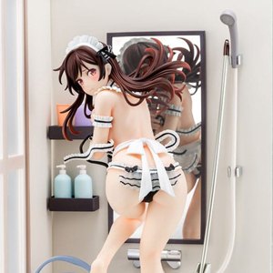 Chizuru Mizuhara Maid Bikini de Cleanup