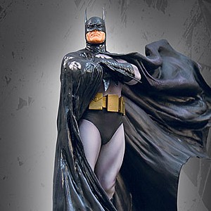 Dark Crusader Mini (Alex Ross) (studio)
