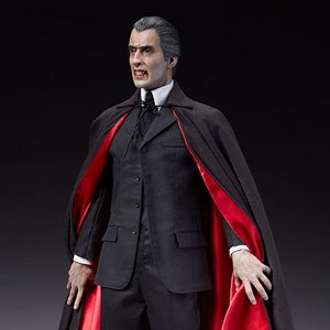 Dracula (Christopher Lee)