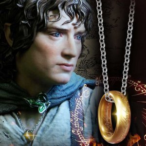 Frodo And Gollum Bonus Edition