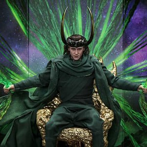 God Loki Deluxe Artisan Edition (Hot Toys)