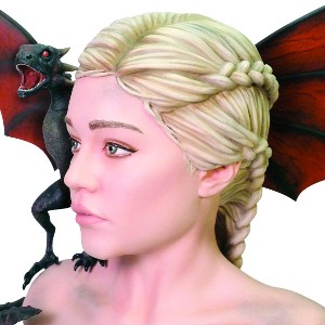 Daenerys & Drogon (studio)