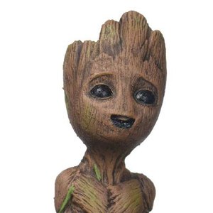 Groot Shoulder Sitter