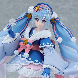 Hatsune Miku Snow Miku Serene Winter