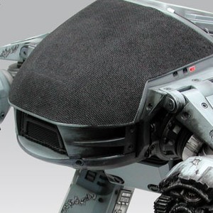 ED-209 Battle Damaged (studio)