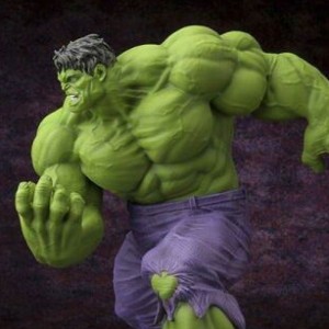 Classic Avengers Hulk (studio)