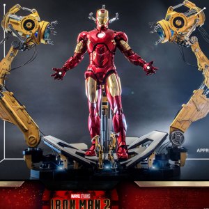 Iron Man MARK 4 With Suit-Up Gantry