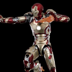 Iron Man MARK 42 DLX