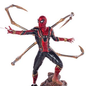 Iron Spider-Man Battle Diorama