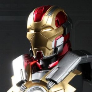 Iron Man MARK 17 Heartbreaker (studio)