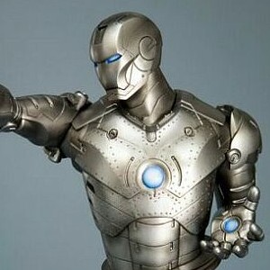 Iron Man MARK 2 (Action Figure Xpress) (studio)