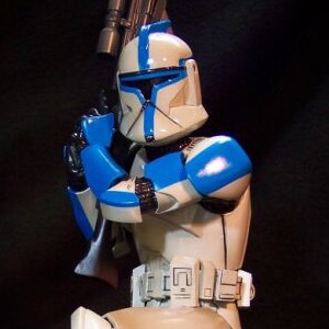 Clone Trooper Lieutenant (Art Of Star Wars Exhibits) (studio)