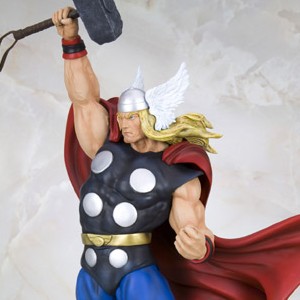 Classic Avengers Thor (studio)