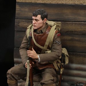 WW1 British Infantry Lance Corporal William & Trench Diorama Set