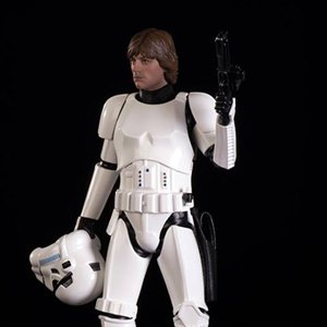 Luke Skywalker Stormtrooper Disguise