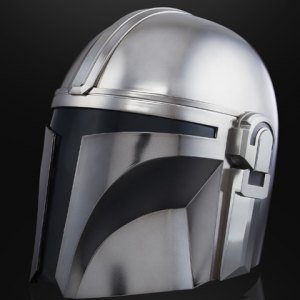 Mandalorian Electronic Helmet Black Series