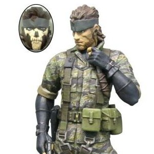 Naked Snake Tiger Stripe Camouflage Black Skull (studio)