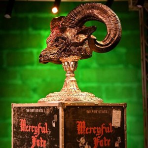 Mercyful Fate On Tour Road Case & Stage Mask World Tour Set