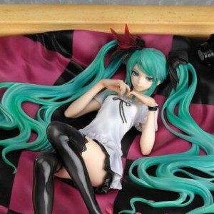 Miku Hatsune World Is Mine Natural Frame (studio)