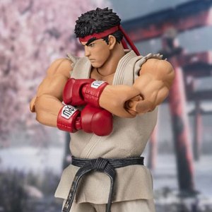 Ryu Outfit 2