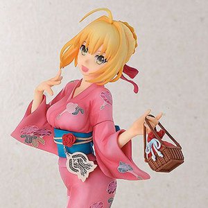 Saber/Nero Claudius Yukata