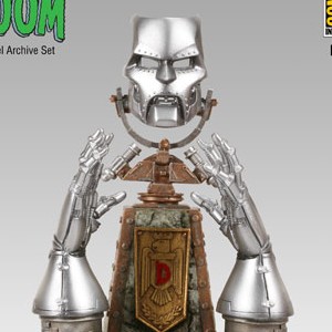 Doctor Doom Set (SDCC 2006) (studio)
