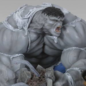 Gray Hulk Vs. Spider-Man (Sideshow) (studio)