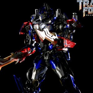 Optimus Prime (Sideshow) (studio)