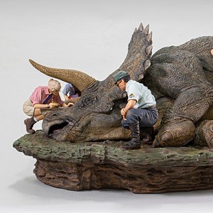 Triceratops Diorama Deluxe