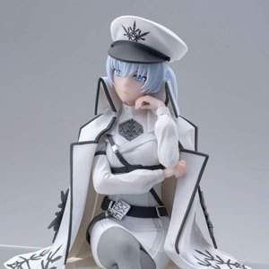 Weiss Schnee Nightmare Side PM Perching