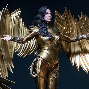 Wonder Woman Golden Armor Premium