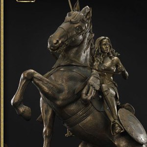 Wonder Woman On Horseback Gold