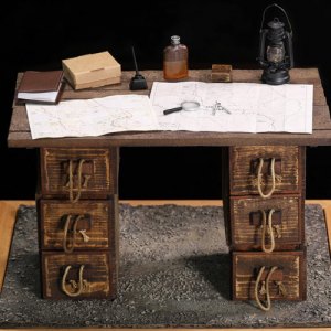 WW1 War Desk Diorama Set