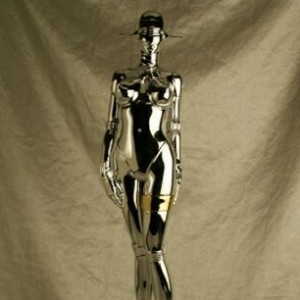 Sexy Robot #001 Chrome (Hajime Sorayama) (studio)