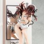 Chizuru Mizuhara Maid Bikini de Cleanup