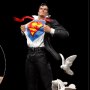 DC Comics: Clark Kent Deluxe