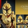 Clone Trooper Gold Chrome (Hot Toys)