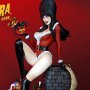 Elvira: Elvira Scary Christmas