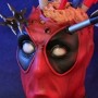 Deadpool stojan na tužky (studio)