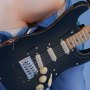 Guitar Girl Deluxe (Hitomio16)