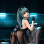 House Of Unhumans Yue Li Bunny (Yi Ren Guan)